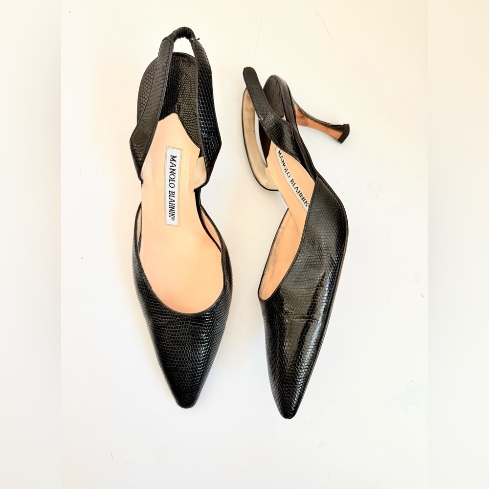 Manolo Blahnik Black Carolyne Lizard Embossed Kitten Heel Slingback Pumps EU37